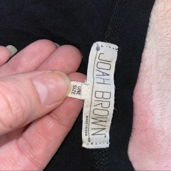 🪵 Joah Brown | Classic V Pocket Tee - Picture 5 of 6